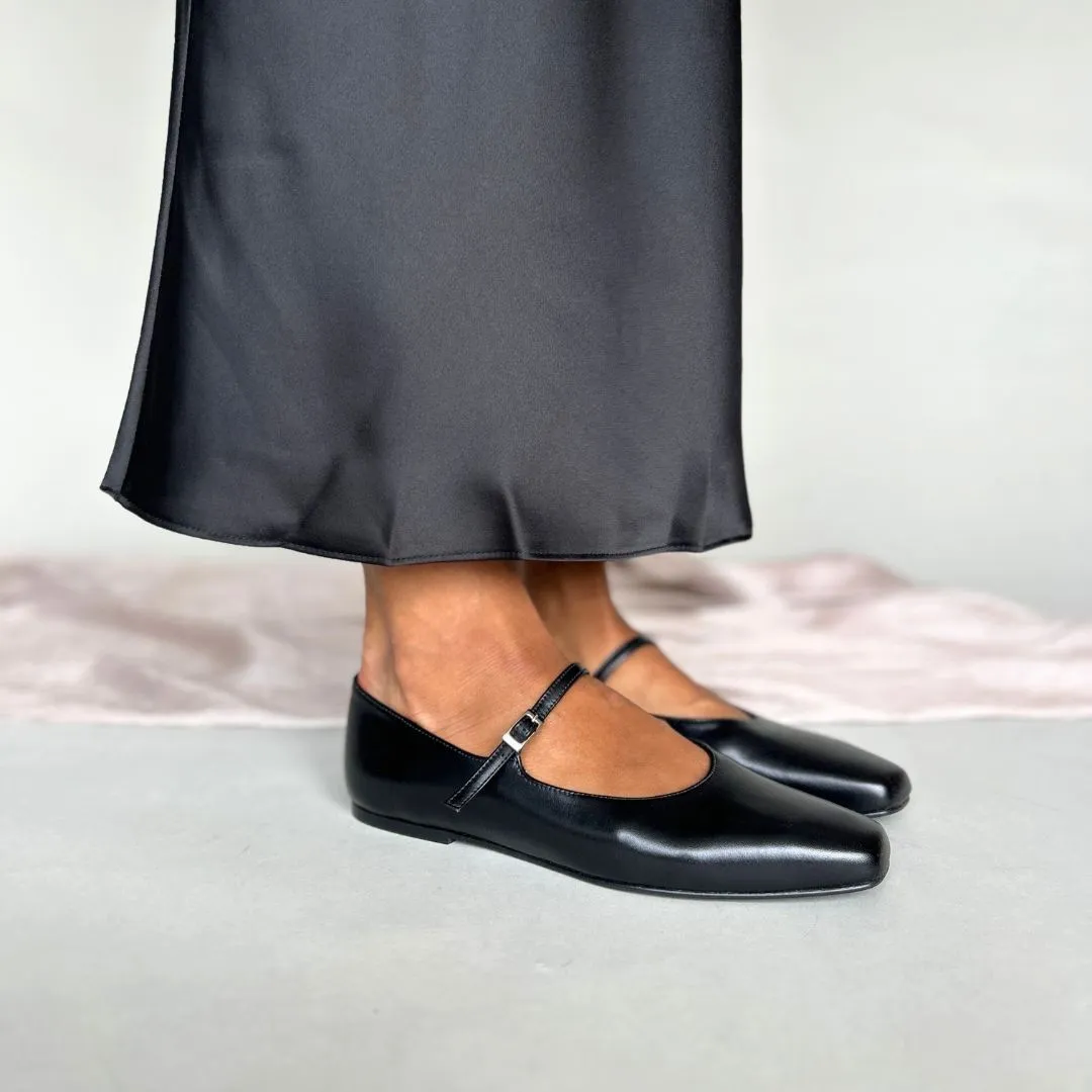 Jane Wide Fit Ballet Flats - Black Leather
