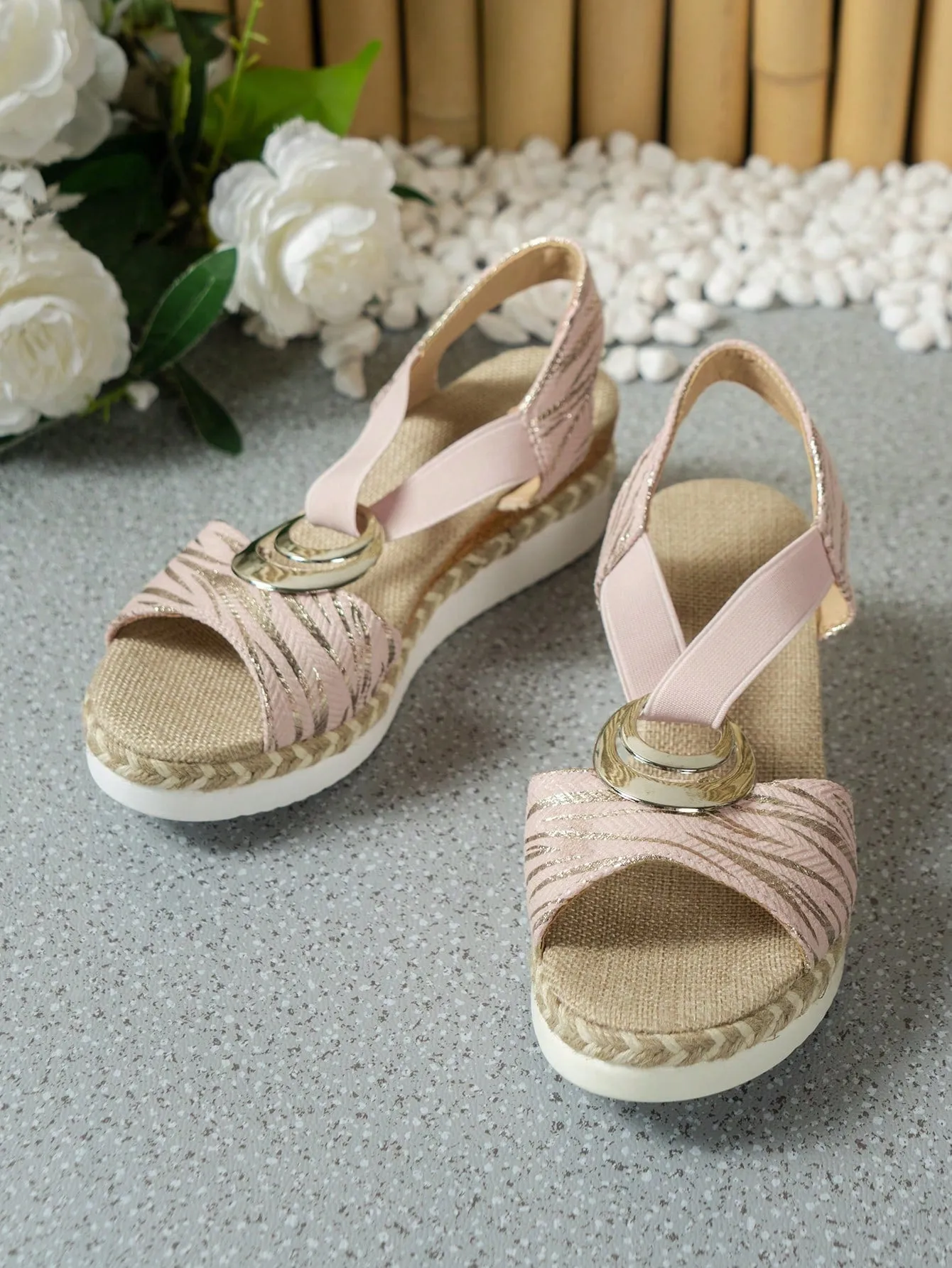 Ladies Big Buckle Wedge Heel Thick Sole Sandals - 2024 New Fashion Gold Stripe Pattern Elastic Band Wedge Heel Thick Sole Sandals