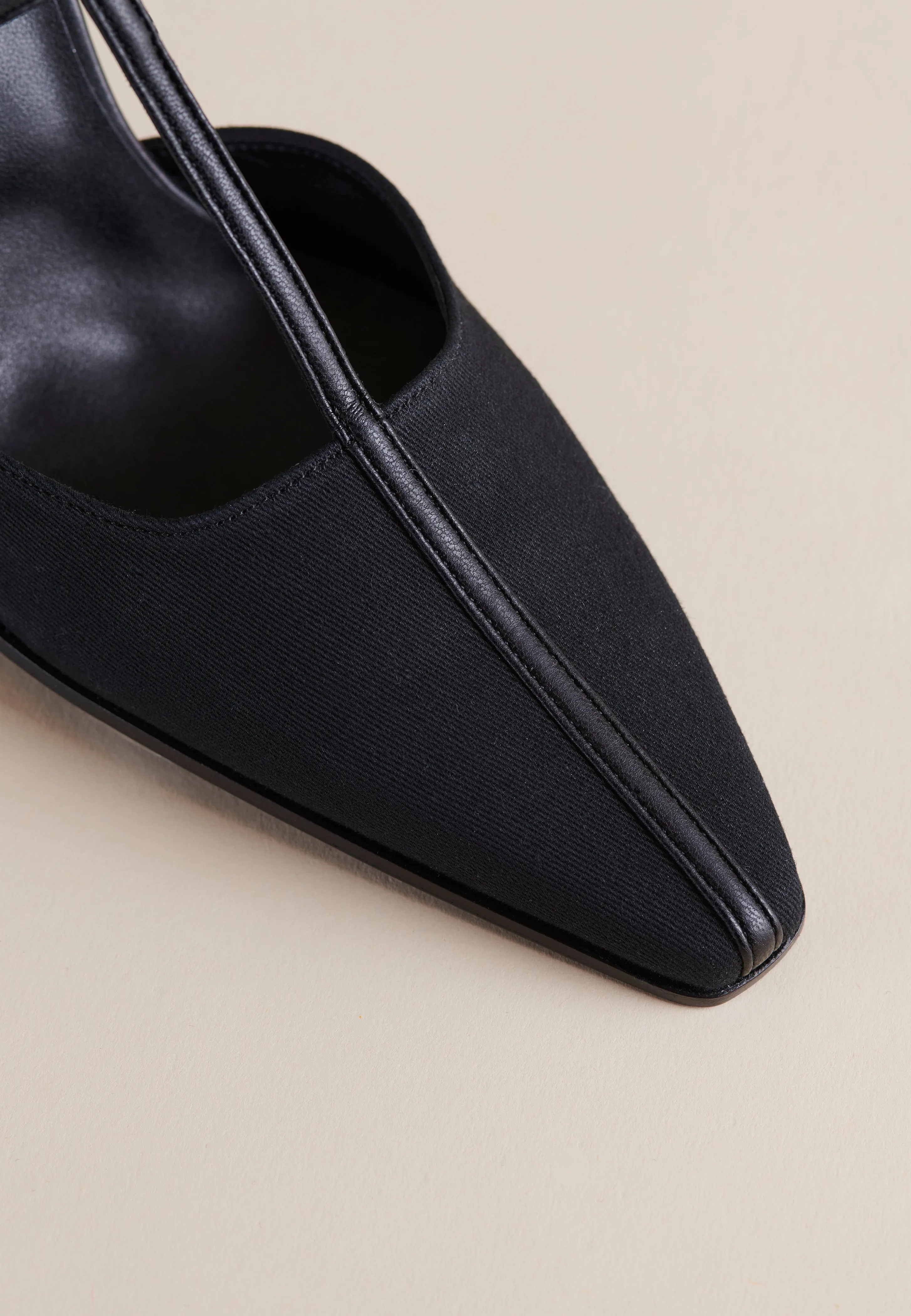 Olivia Pump in Midnight Nylon