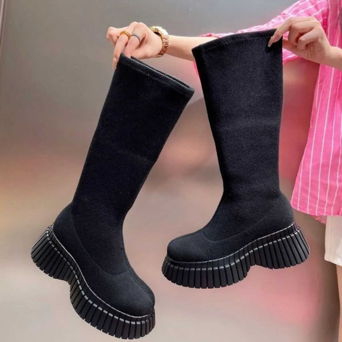 Round Toe Platform Boots